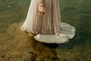 lake_woman
