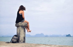 woman_sea_b