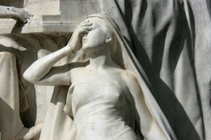 muse_statue